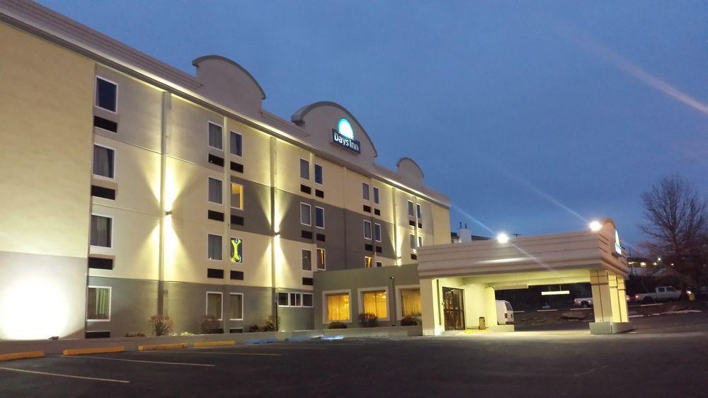 Days Inn By Wyndham Wilkes Barre Exterior foto